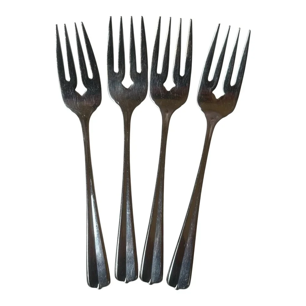 Oneida GALA IMPULSE Stainless Flatware - 4 Salad Forks